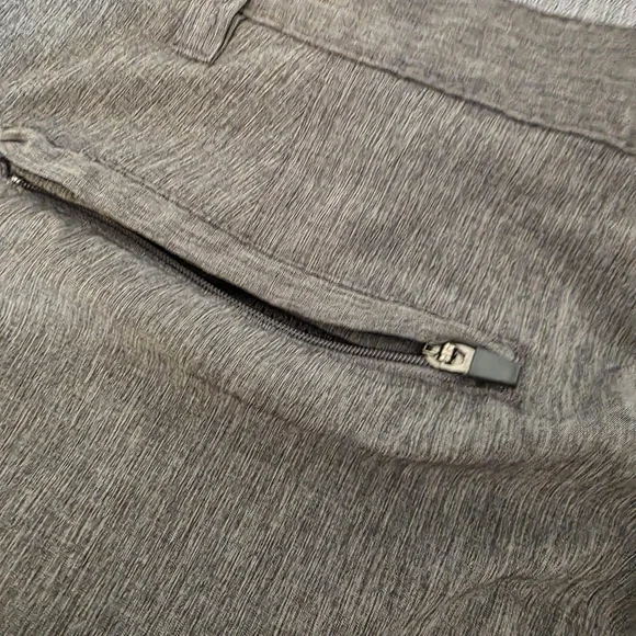 Ron Jon Gray Board Golf Shorts Mens Sz 36 Lightweight Stretch Knit Casual - Picture 5 of 5